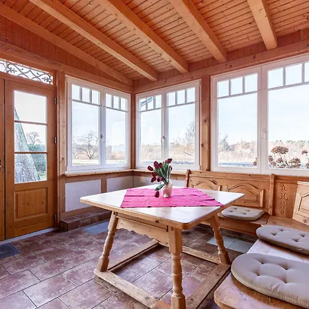 Haus Am Prerowstrom بيت للعطل