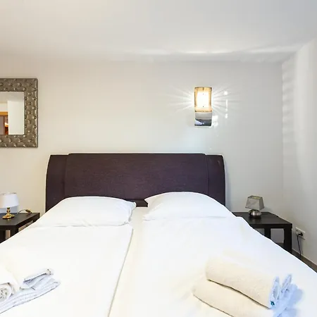 Haus Am Prerowstrom بيت للعطل