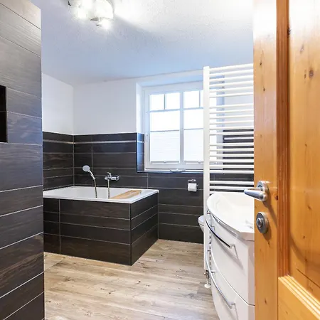 بيت للعطل Haus Am Prerowstrom بريرو
